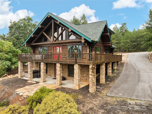 352 Arbra Mountain Way active home in Yellowtop Mountain Estates, Bostic, NC