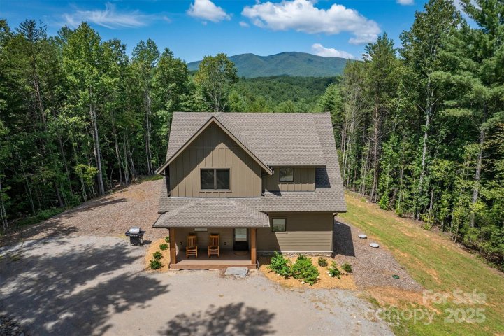 Homes in The Enclave At Lake James, Nebo