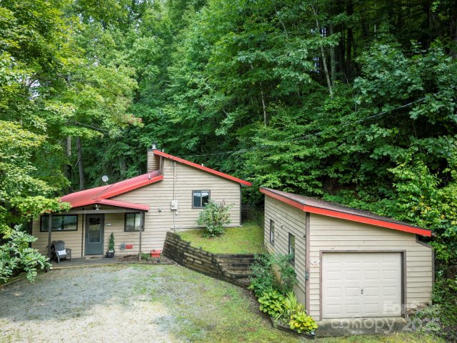 Homes in Maggie Valley Development, Maggie Valley