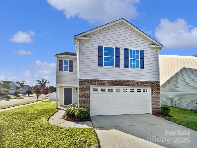 3032 Green Apple Drive sold home in Apple Creek Village, Dallas, NC