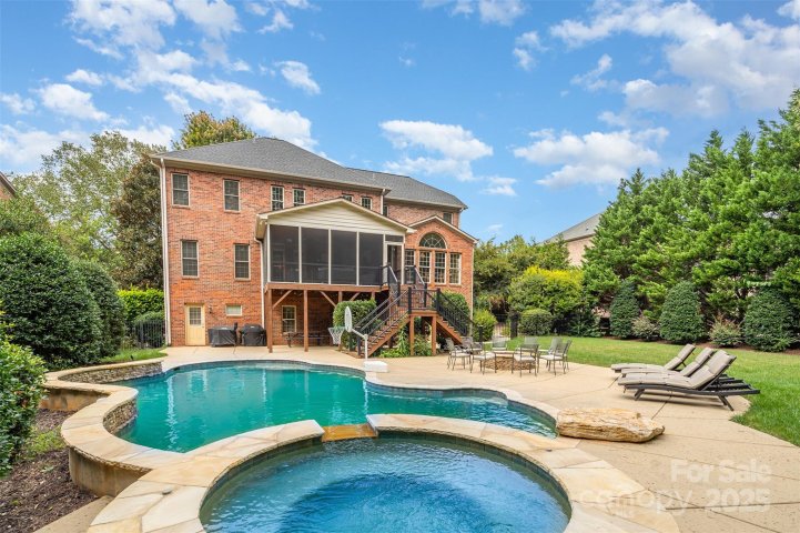 9021 Unbridle Lane sold home in Providence Downs, Waxhaw, NC