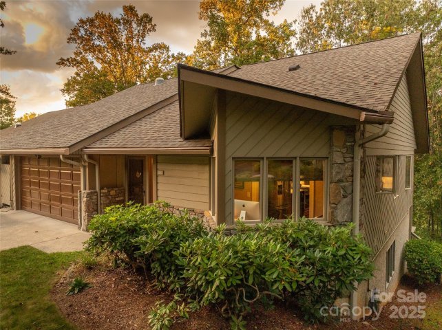 1302 Timber Trail sold home in The Timbers, Asheville, NC