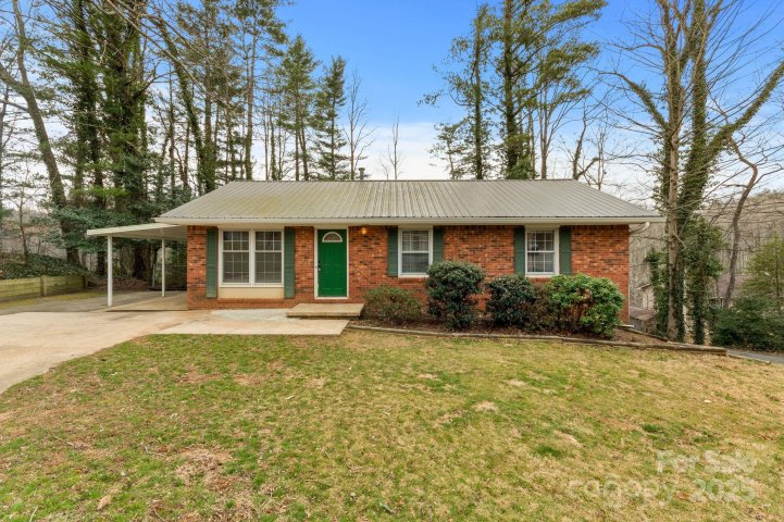 14 S Ridge Place sold home in Glen Meadows, Arden, NC