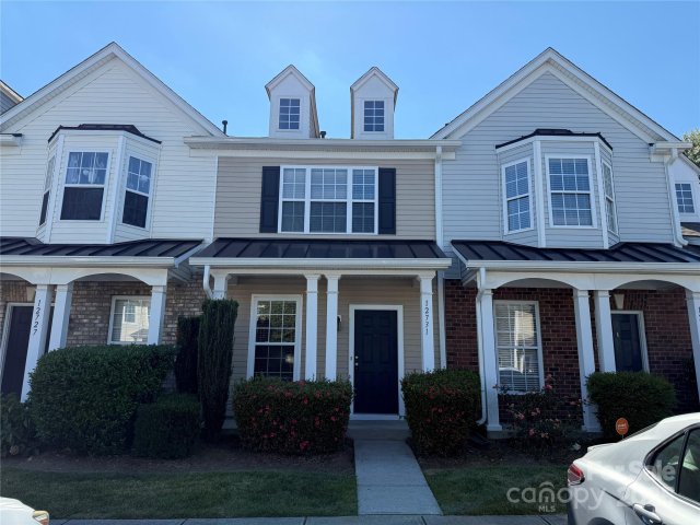 12731 Persimmon Tree Drive sold home in Calloway Glen, Charlotte, NC