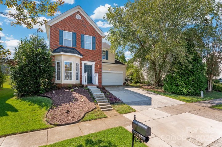 6934 Tanners Creek Drive pending home in Tanners Creek, Huntersville, NC