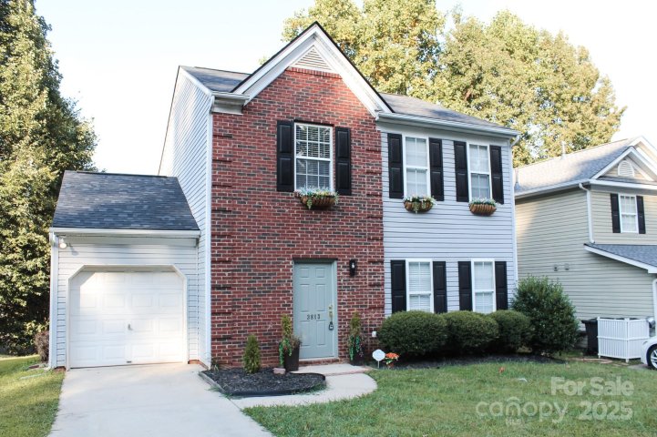 3813 Brookchase Lane sold home in Windsor Forest, Charlotte, NC