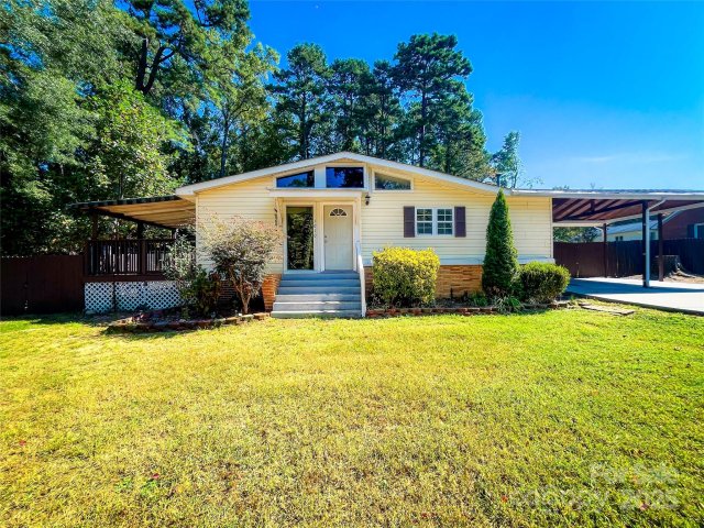 1010 Sprucewood Street sold home in Shady Brook, Kannapolis, NC