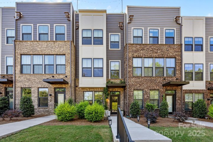 544 Billingsley Road sold home in Wendover Green, Charlotte, NC