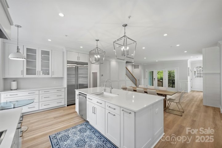 321 W 7th Street sold home in Park Place, Charlotte, NC