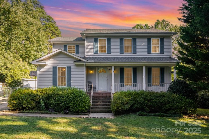 5706 Ganymede Place sold home in Birnam Woods, Charlotte, NC