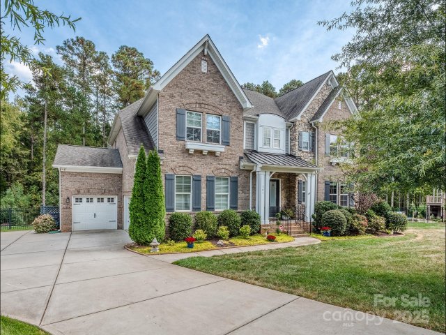 101 Rainbow Falls Lane sold home in The Falls at Weddington, Weddington, NC