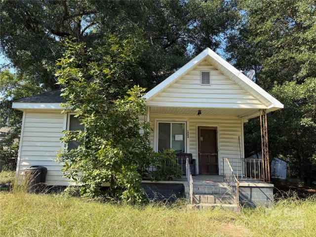 1904 Hemlock Avenue sold home in Groves Thread Company, Gastonia, NC