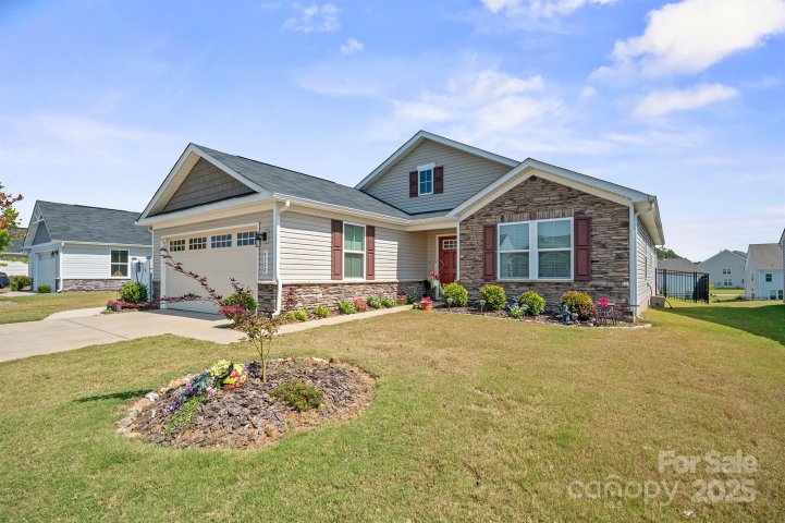 4300 Stream Dale Circle sold home in Hunton Forest, Concord, NC