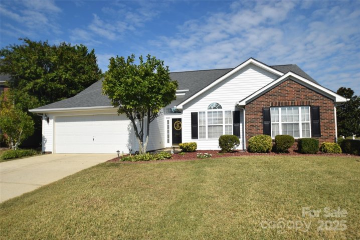 2709 Hampton View Court sold home in Wyndham Place, Charlotte, NC