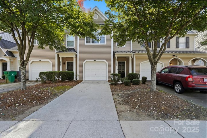 14640 Lions Paw Street sold home in Lions Gate, Charlotte, NC