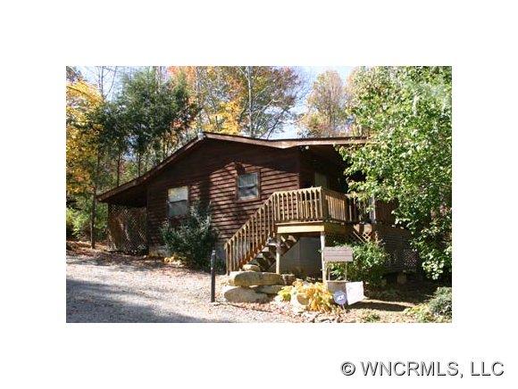 34 Silverwood Drive sold home in Brookwood, Waynesville, NC