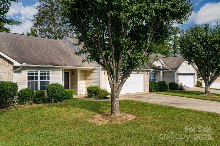 117 Sunny Meadows Boulevard sold home in Meadows Of Bradley Branch, Arden, NC
