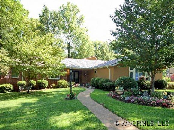 15 Carjen Avenue sold home in Mountview Gardens, Asheville, NC