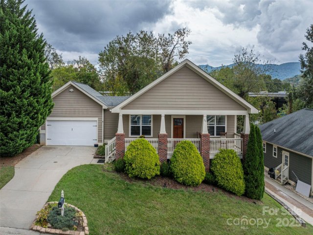 21 Byrdcliffe Lane sold home in Byrdcliffe, Asheville, NC