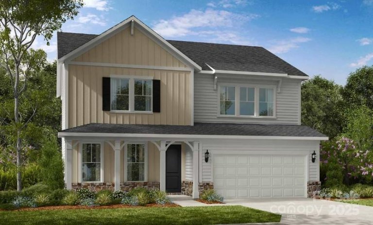 5085 Duval Circle pending home in River Falls, Tega Cay, SC
