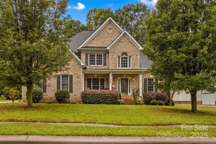 241 Forest Walk Way sold home in Cherry Grove, Mooresville, NC