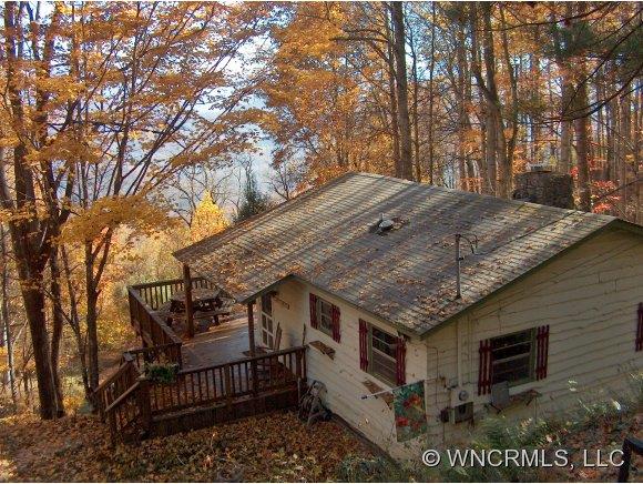 104 Lofty View Dr sold home in Heaths Peak, Waynesville, NC