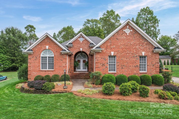 5313 Old Town Lane sold home in Cramer Woods, Gastonia, NC