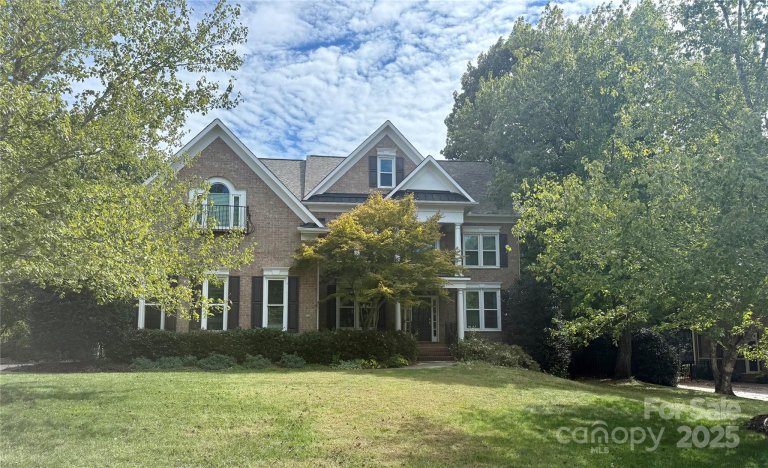 730 Hampshire Hill Road sold home in Deerfield Creek, Matthews, NC