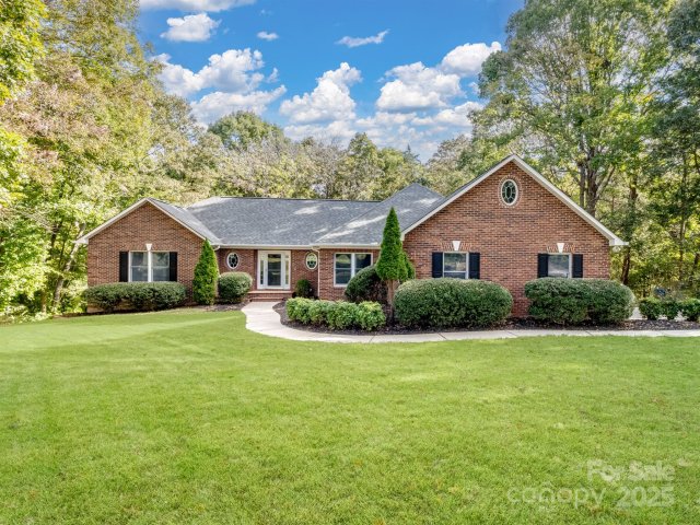 137 Softwind Lane sold home in Far Away Place, Concord, NC