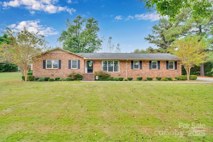 1015 Belmar Lane sold home in Monterey Hills, Rock Hill, SC