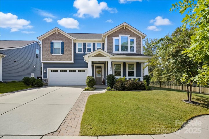 10221 Bluejack Oak Court sold home in Magnolia Walk, Huntersville, NC
