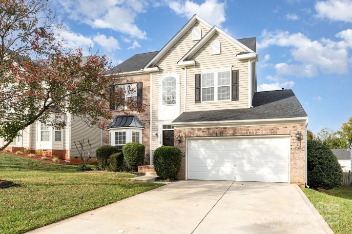 10119 Fieldstone Court sold home in Spring Park, Charlotte, NC