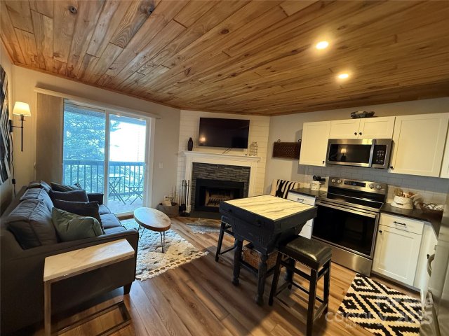 301 Pinnacle Inn Road 3232 sold home in Pinnacle Inn, Beech Mountain, NC