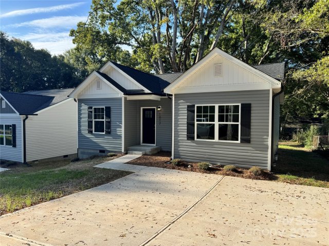 1217 Mountain Avenue sold home in Linwood Park, Gastonia, NC