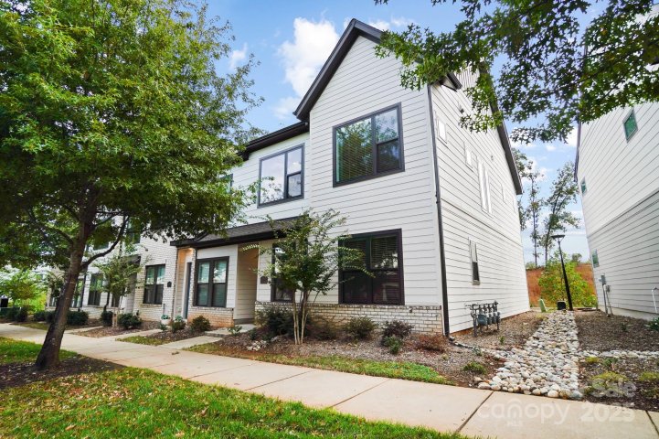 5919 Ardrey Kell Road sold home in Waverly, Charlotte, NC