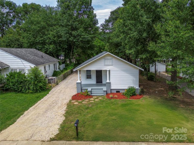 1210 Cloninger Avenue sold home in Linwood Park, Gastonia, NC