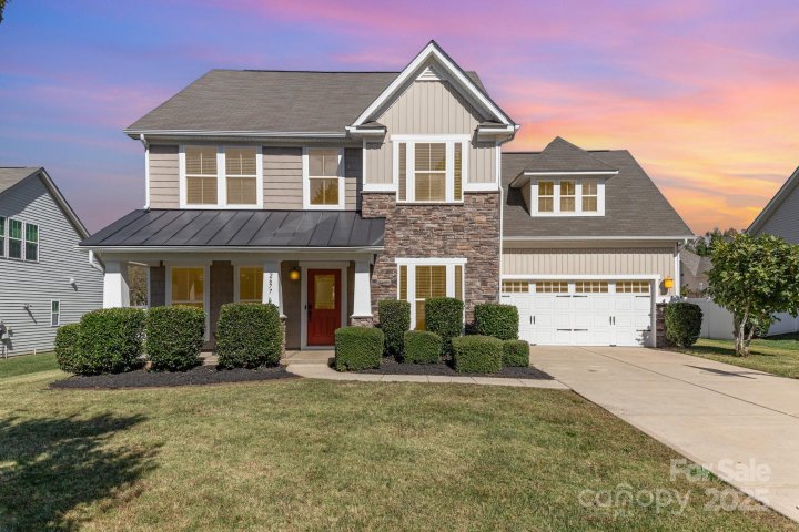 2677 Kinsley Avenue active home in Laurel Park, Concord, NC