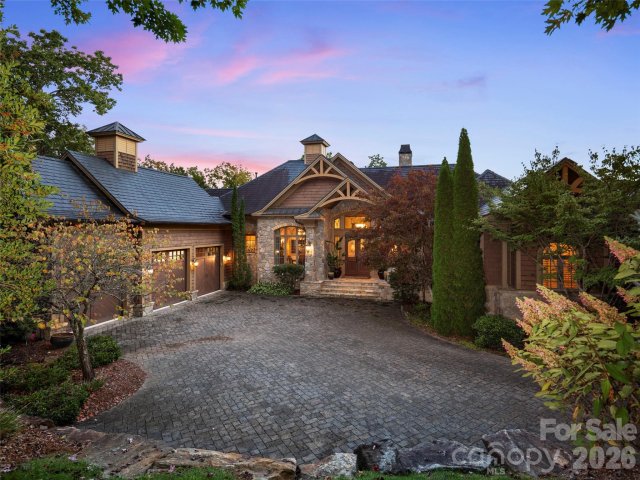 5 Rock Vista Way active home in The Cliffs At Walnut Cove, Arden, NC