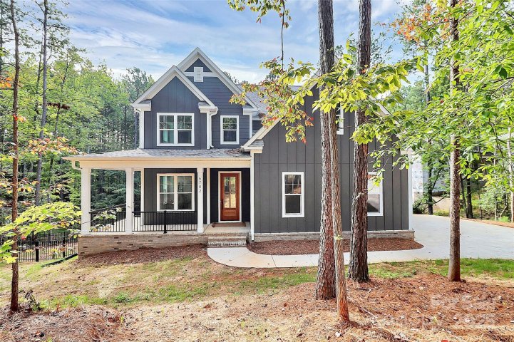 6782 Kingfisher Court sold home in Harbor Oaks, Denver, NC