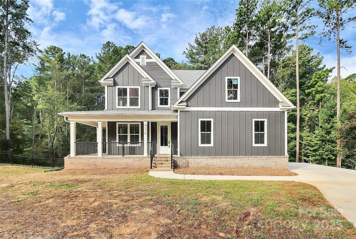 4315 Palm Drive sold home in Harbor Oaks, Denver, NC