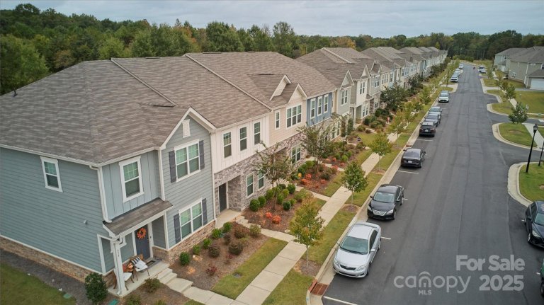 450 Sagecroft Lane sold home in Sagecroft, Indian Trail, NC