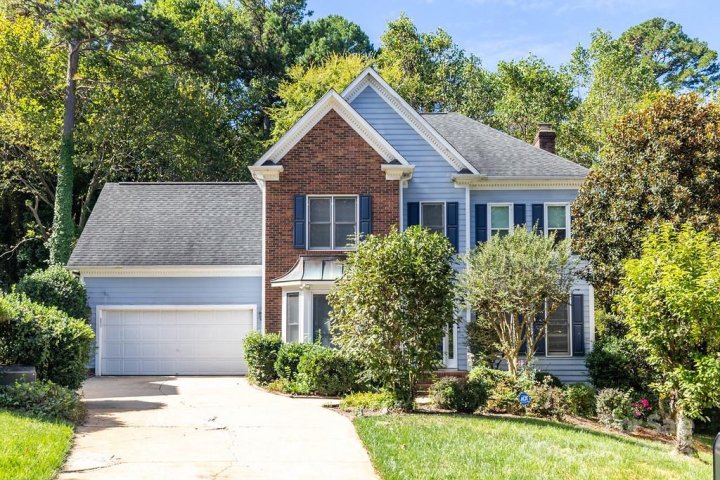 5238 Downing Creek Drive active home in Davis Lake, Charlotte, NC