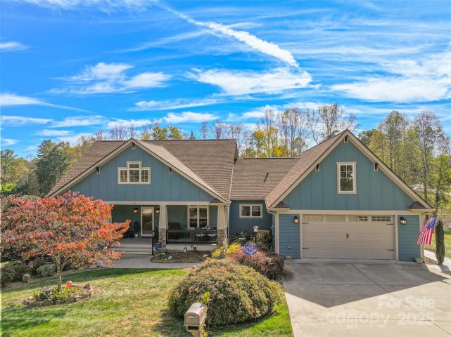 16 Farm Pond Lane sold home in The Farm at Bradshaw Lane, Candler, NC