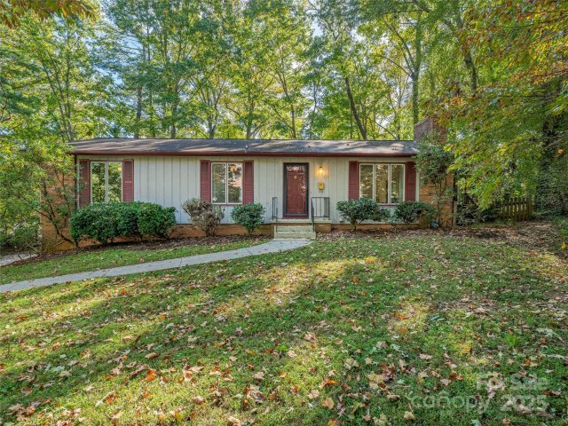 31 Shorewood Drive sold home in Lakeview Estates, Asheville, NC