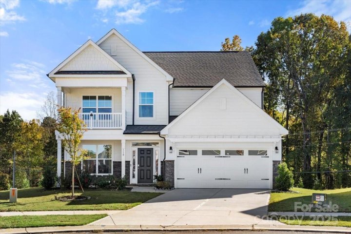 110 Cokesbury Road active home in Summerlin, Mooresville, NC