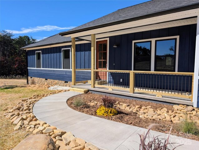 1349 Haven Heights Drive sold home in Haven Heights, Marion, NC