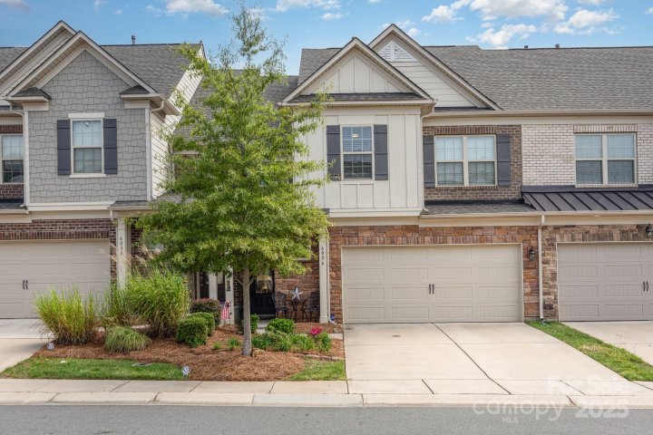 6006 Cadence Lane sold home in Bridgemill, Fort Mill, SC