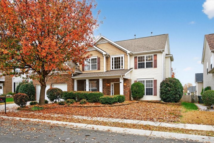 1302 Langdon Terrace Drive sold home in Shiloh Trace, Indian Trail, NC