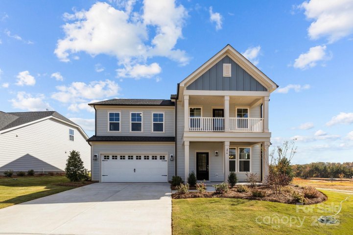733 Sirius Lane pending home in Lakeside Glen, York, SC