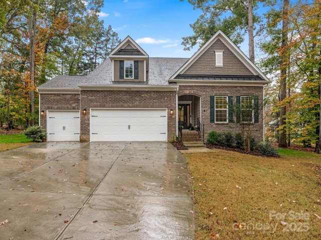 14006 Autumn Glory Drive sold home in The Estates at Arlington Woods, Mint Hill, NC